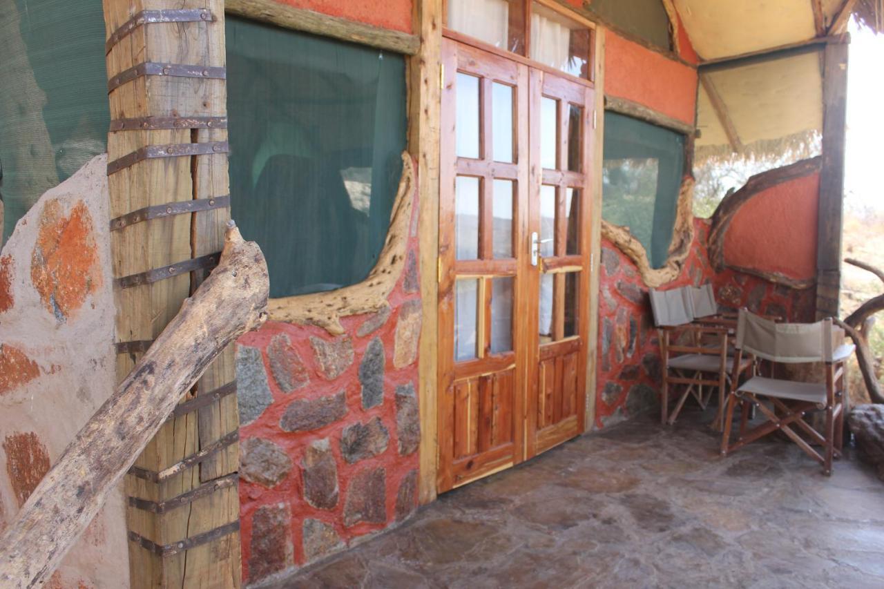 Lion'S Cave Camp, Samburu Villa Archers Post Ngoại thất bức ảnh