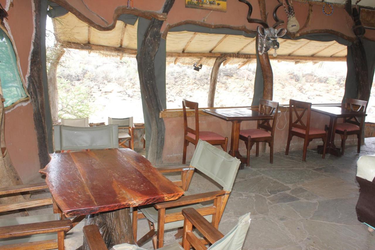 Lion'S Cave Camp, Samburu Villa Archers Post Ngoại thất bức ảnh