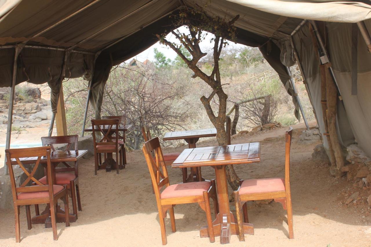 Lion'S Cave Camp, Samburu Villa Archers Post Ngoại thất bức ảnh