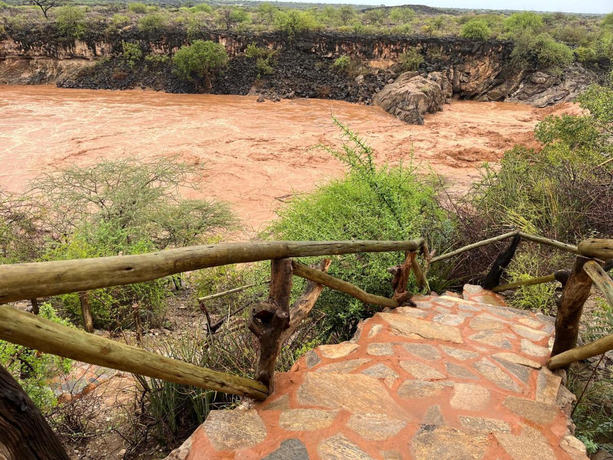 Lion'S Cave Camp, Samburu Villa Archers Post Ngoại thất bức ảnh