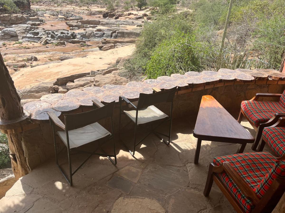 Lion'S Cave Camp, Samburu Villa Archers Post Ngoại thất bức ảnh