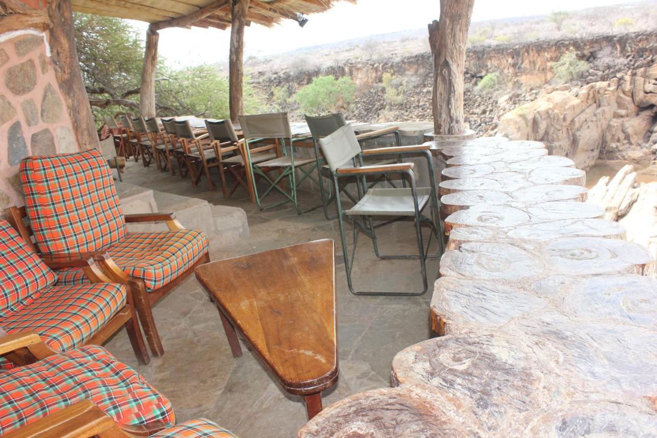 Lion'S Cave Camp, Samburu Villa Archers Post Ngoại thất bức ảnh